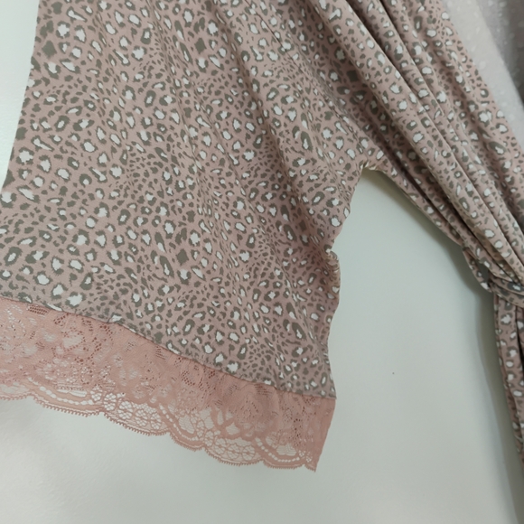 Simply Noelle Lace Trim Kimono Robe - Soft Pink - Picture 3 of 4